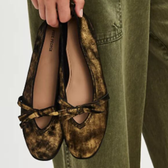 NEW Free People Free People Mania Bow Flats  Leather  upper and lining! 2511 3S2 - Picture 2 of 10